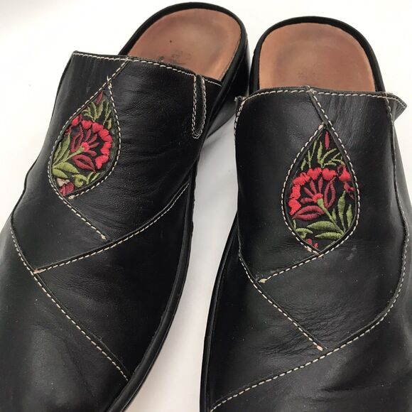 Naot Black Leather Clogs Women's 7 Embroidered Floral Slip On Mules Comfort Shoe - Picture 2 of 12